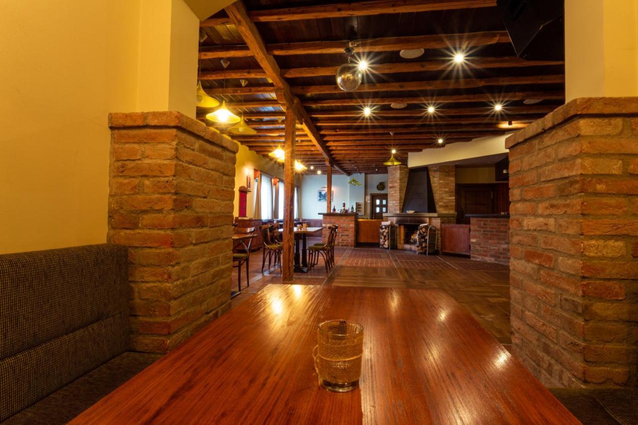 ריכנוב נאד קנז'נו Hotel Studanka מראה חיצוני תמונה