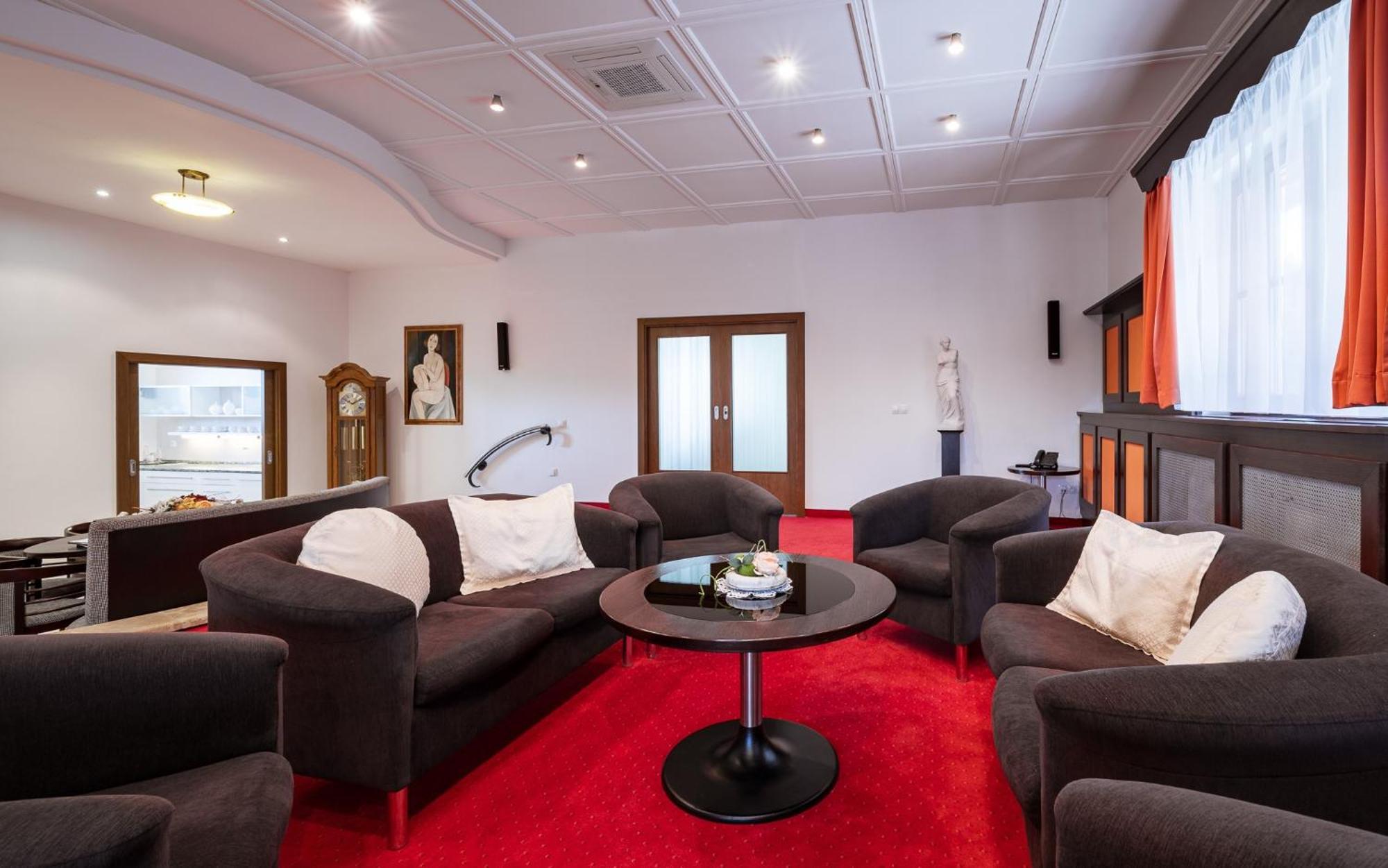 ריכנוב נאד קנז'נו Hotel Studanka מראה חיצוני תמונה