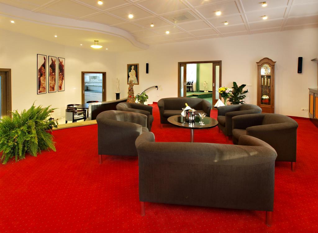 ריכנוב נאד קנז'נו Hotel Studanka מראה חיצוני תמונה